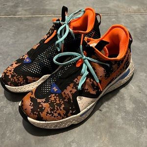 Nike Air Strobel Zip Front